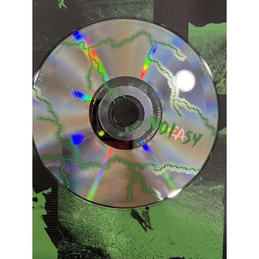 Noeasy (Standard Edition) (Random Cover) (incl. 84pg Photobook, 16pg Lyr… - Picture 6 of 10